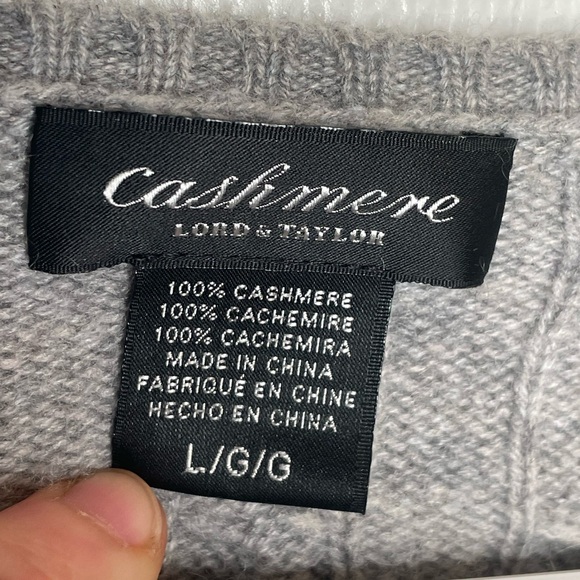 Lord & Taylor 100% Cashmere Cable Knit Sweater Comfy Cozy Quiet Luxury in Gray L - Picture 8 of 9